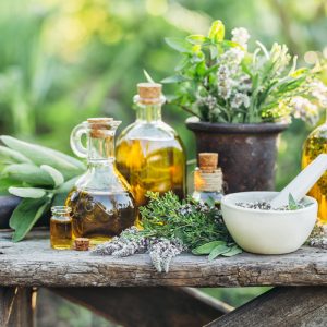 Tous les cosmétiques naturels ne se valent pas et certains peuvent sous des apparences trompeuses être dangereux.